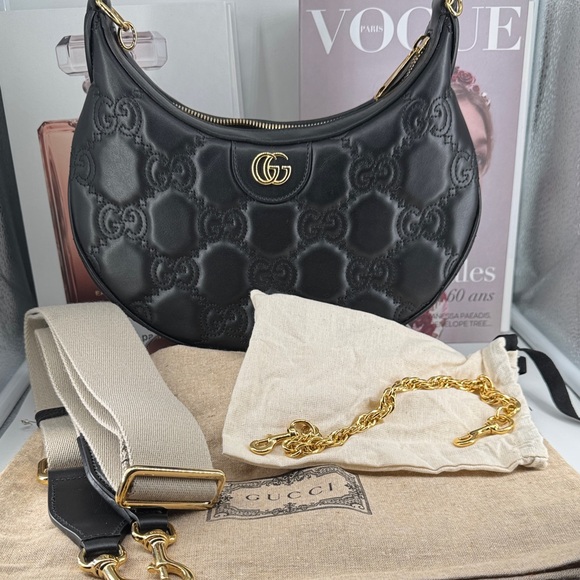 Gucci Black GG MATELASSÉ SMALL
SHOULDER BAG - Picture 12 of 16